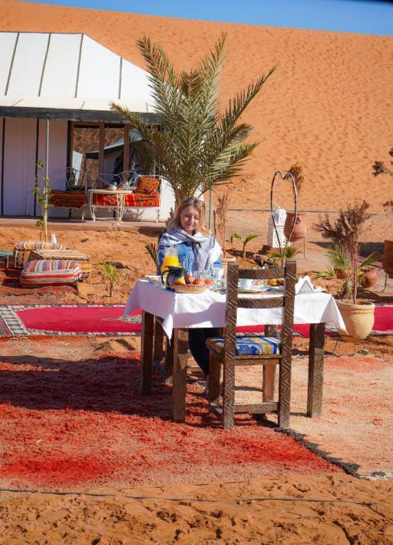 Camel Trekking Camp & Activities - B&B Merzouga