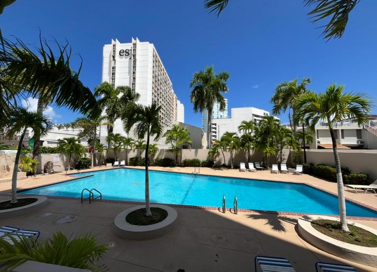 Ocean apartment Isla Verde, San Juan - B&B San Juan