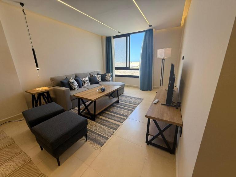 2 Bedrooms Apartment in Zahra Sidi Abdelrahman - Bed and Breakfast El Alamein
