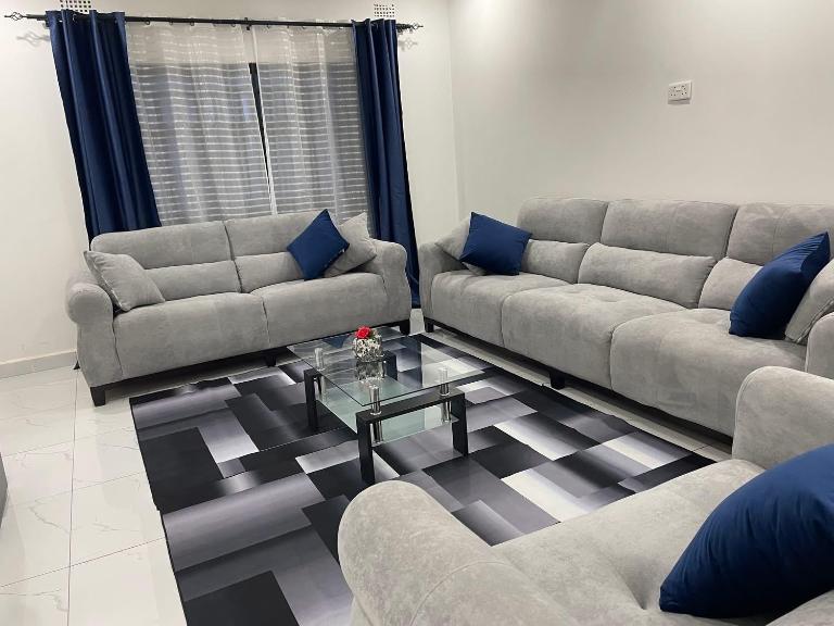 Savanna Spaces - Near Kenneth Kaunda International Airport - Chambres d'hôtes Chongwe