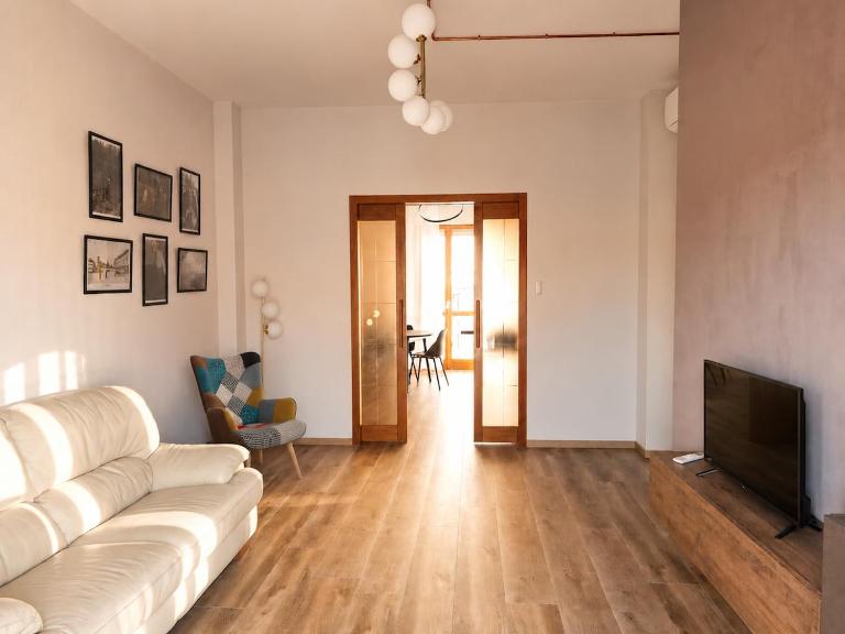 Casa Angelini, Spacious Apartment near the Center - B&B Alba