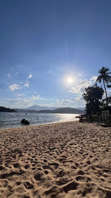 Casa Verde Mar- Condomínio Green Coast com toda estrutura, praia privativa em Angra dos Reis - B&B Angra dos Reis