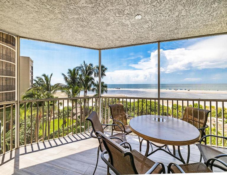 Gullwing 405 - Bed and Breakfast Fort Myers Beach