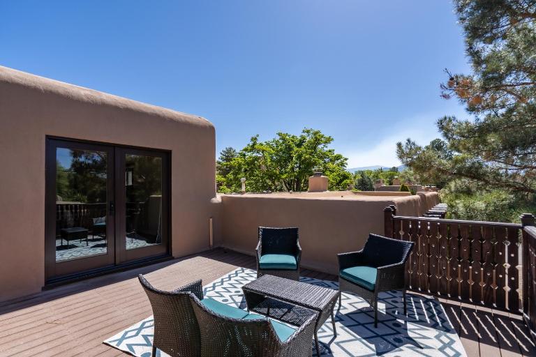 Rio Grande Retreat - B&B Santa Fe