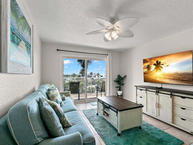 Madeira Norte 304 - Bed and Breakfast St. Pete Beach