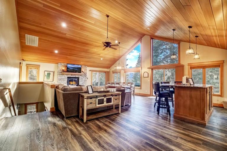 On Tahoe Time - Pets Pool Table Game Room - Chambres d'hôtes South Lake Tahoe