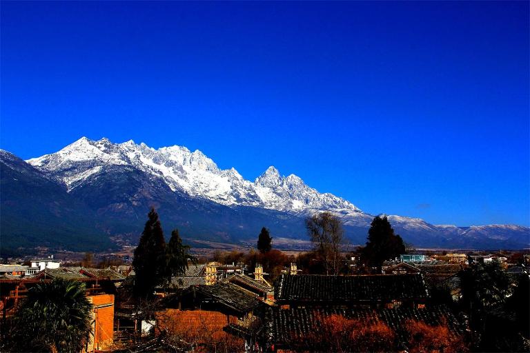 Lijiang Baisha Free Time Designed Hotel - B&B Lijiang