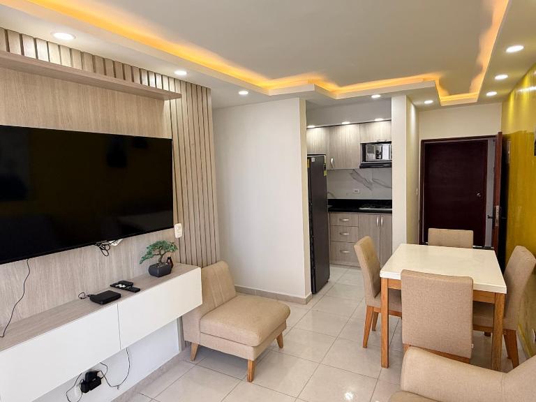 Apartamento completo de 3 Habitaciones cerca de la Playa - Chambres d'hôtes Carthagène