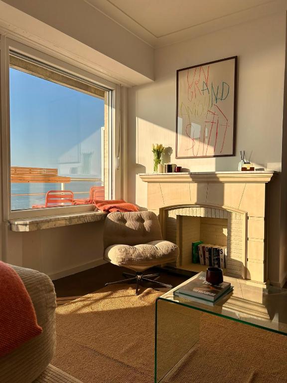 Modern studio on the seawall - terrace and sea view - Chambres d'hôtes Westende-Bad
