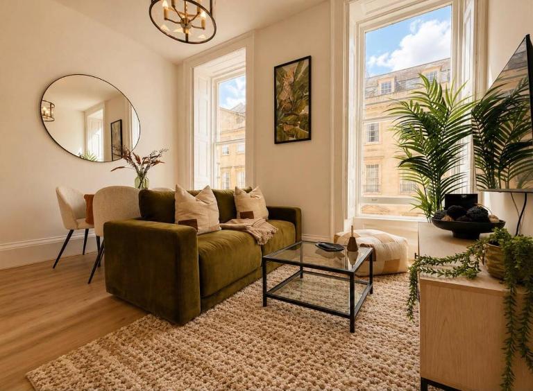 Central Georgian Apartment Near Parade Gardens - B&B Bath