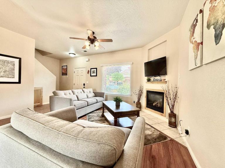 Kasa Kanab Modern Townhome Pet Friendly - B&B Kanab