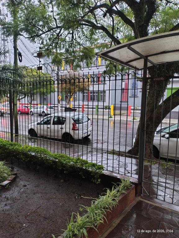 Apt térreo Gonçalves Chaves prox Bento - B&B Pelotas