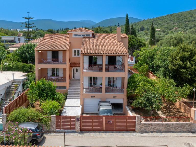 Ionian Cove 2 - B&B Karavomylos
