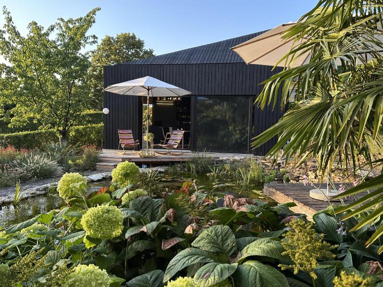 Design-Gartenvilla-Adults only - Ferienwohnung Neusiedl am See