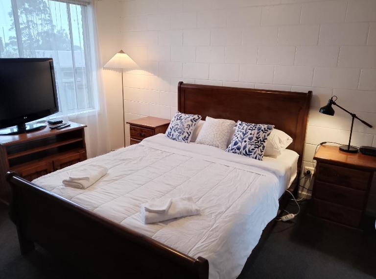 Waratah Waterfall Retreat Unit1 Free Breakfast, WiFi & Pay Tv - B&B Waratah