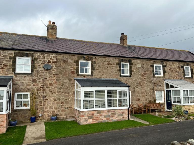 Cottage - Sleeps 5 - Parking & Wood burning stove - Ferienwohnung Alnwick