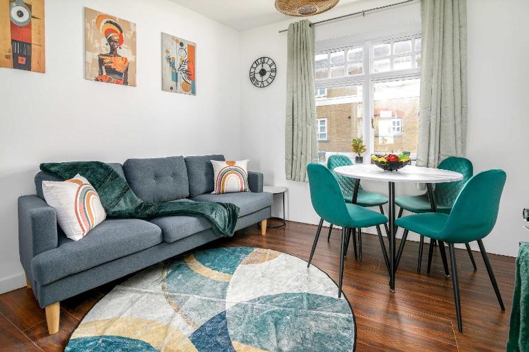 Charming 1-Bedroom Apartment near Brick Lane, Shoreditch Sleeps 3 - B&B Londres