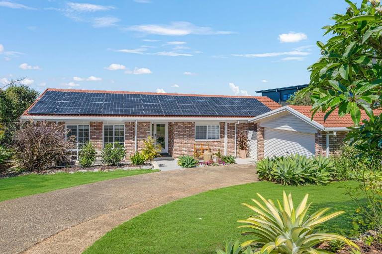 Lighthouse Beach Luxury - B&B Port Macquarie