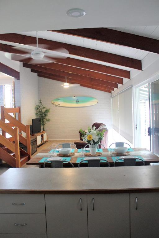 Mignon Cottage, 9 Noongah Terrace - B&B Crescent Head