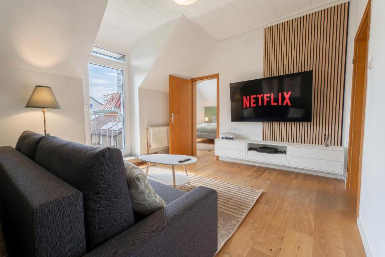 Spacious & Cozy Apartment near Central Bielefeld - Chambres d'hôtes Bielefeld