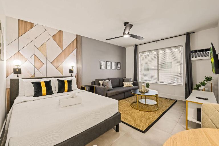 Miami Beach Studio Modern Oasis - Bed and Breakfast Miami Beach