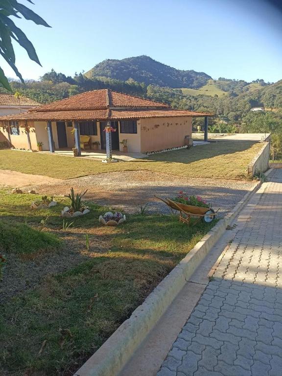 Rancho e Pousada Vale do Sol - B&B Monte Sião