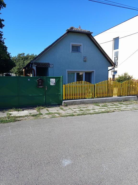 Domček v Turnej - Chambres d'hôtes Trenčianska Turná