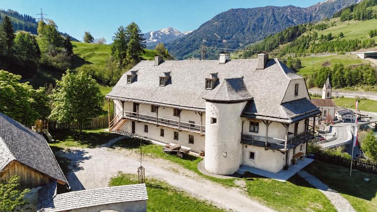 Wohnen auf Burg Trautson - Bed and Breakfast Zieglstadl
