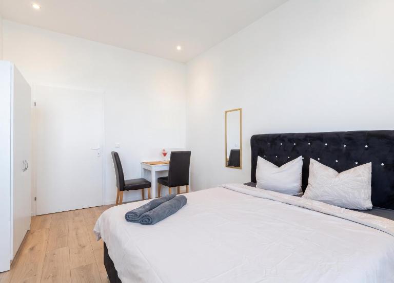 Comforatble 3BR Apt Near Kaufpark Alterlaa - B&B Vienna