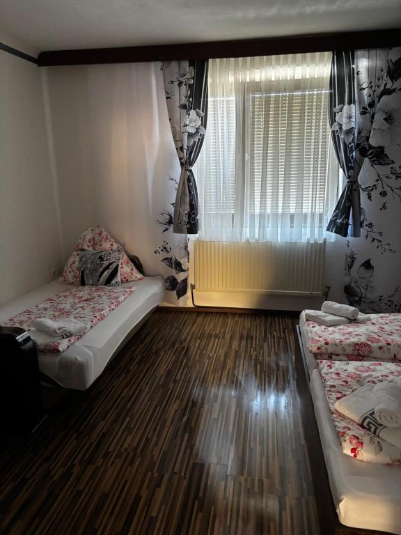 Tom & Jerry - Family Apartment - B&B Pottendorf