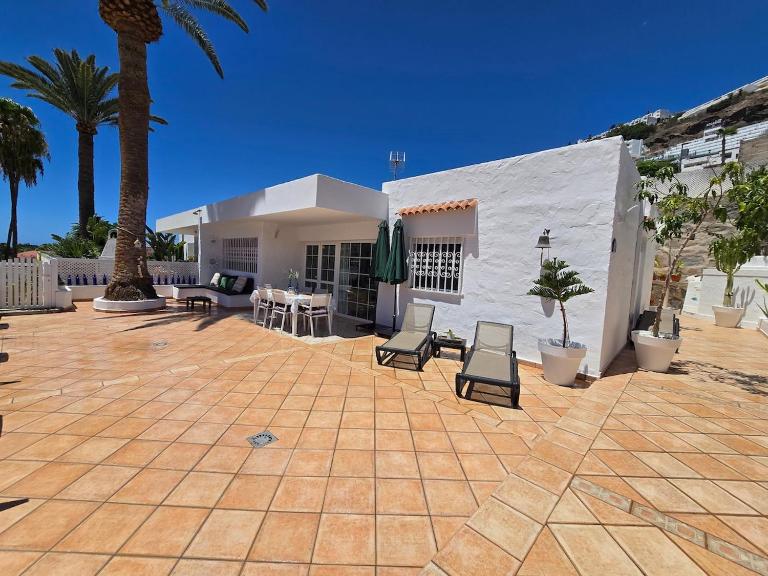 Bungalow Carola, Large private terrace, Puerto Rico - Chambres d'hôtes Mogán