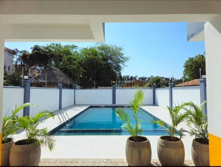 The Oasis at 5th avenue Nyali - Chambres d'hôtes Mombasa