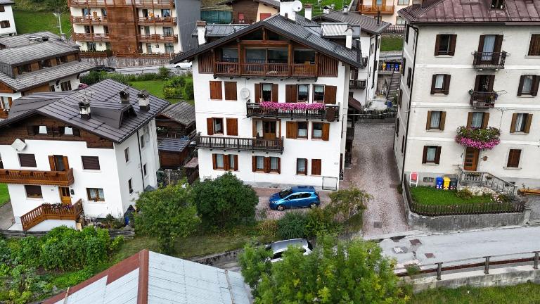 Appartamento Laura - Ferienwohnung Alleghe