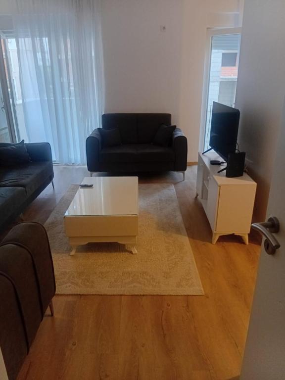 Pristhine Stay Inn 20 - Ferienwohnung Pristina