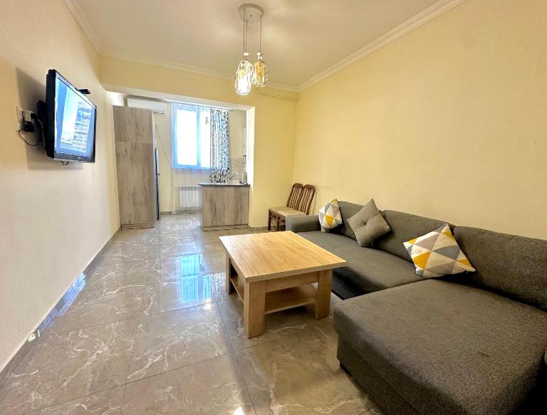 Comfort apartment new building Chekhov street - Chambres d'hôtes Erevan