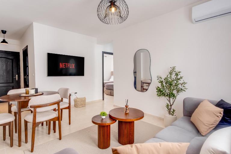 Cozy and modern beachfront apartment - B&B Tangier