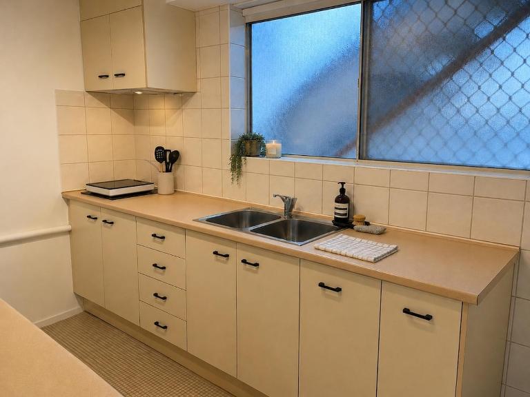 Privat Ground Floor 3BR in top location - Bed and Breakfast Brisbane