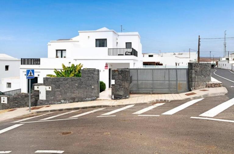 Casa ÁfricaPrivate poolBBQ Private parking - B&B Tahiche