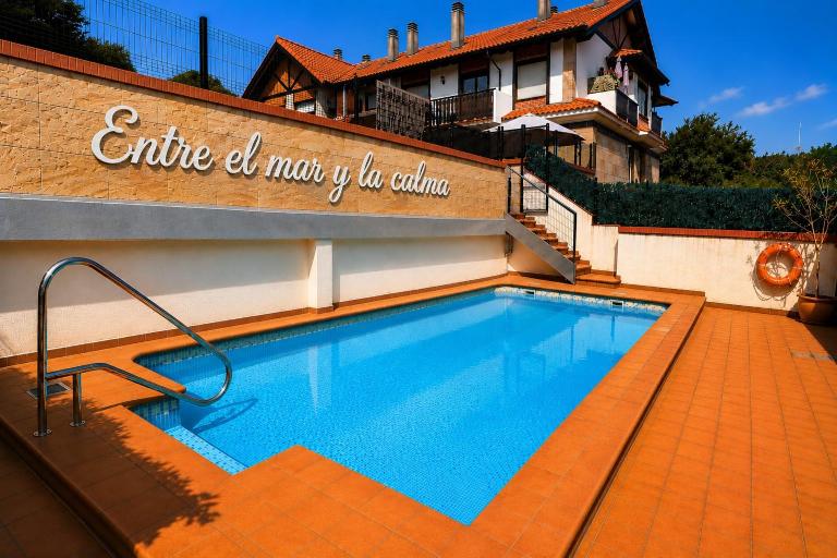 "Entre el mar y la calma, zona residencial tranquila" - B&B Somo