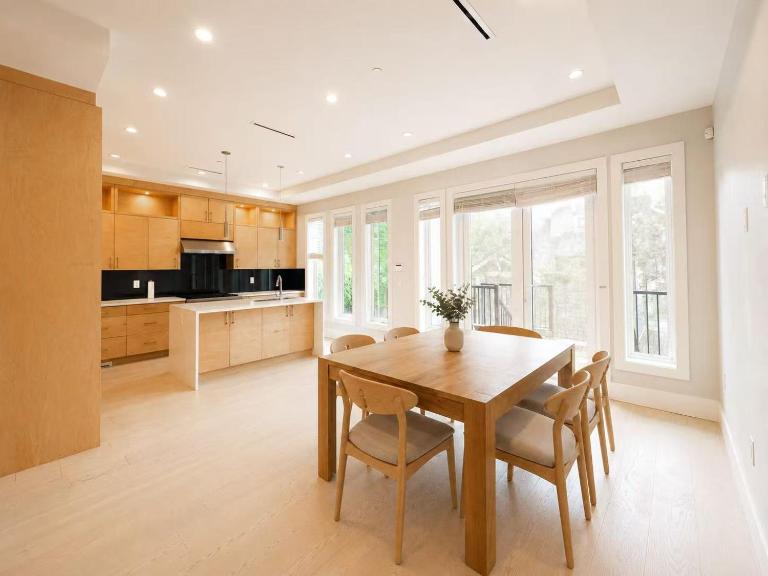Vancouver W 15th Homestay Near Kitsilano Transits & UBC - Chambres d'hôtes Vancouver