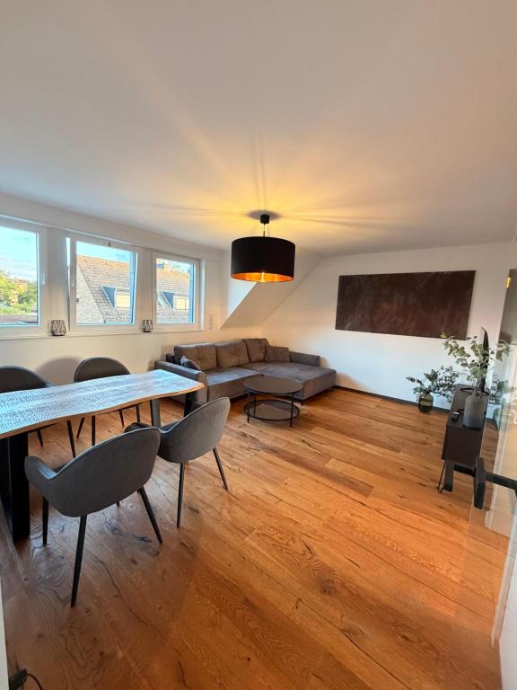 James Dean - 20 min zur Messe u Flughafen - Ferienwohnung Krefeld