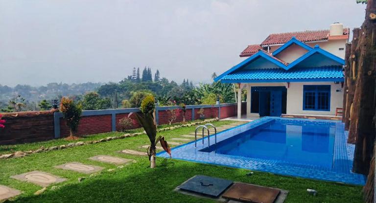 Villa Kay Terrace - Bed and Breakfast Campaka