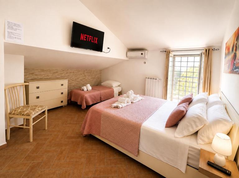 Appartamento la casa di Mary Anguillara Sabazia-Lago,Relax e Roma a portata di treno - Chambres d'hôtes Anguillara Sabazia