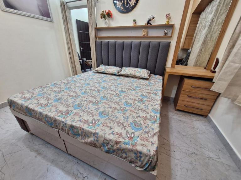 Agya Comfort Suites Luxurious 1 BHK near Airport - B&B Jammu
