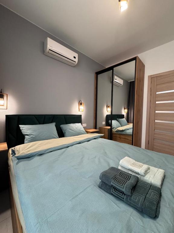 Stylish apartment in a new building in the heart of Kharkiv! - Bed and Breakfast Charkov