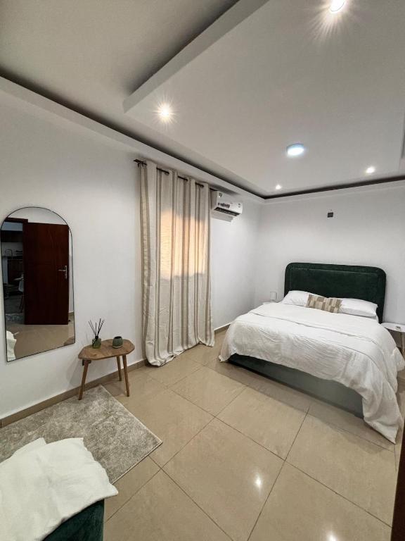 Somewhere Home - Bed and Breakfast Abidjan