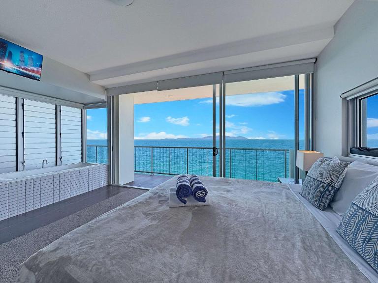 1 Bright Point Apartment 5201 - B&B Nillup