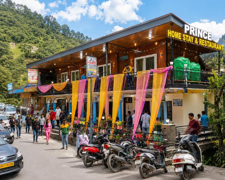 Prince Homestay & Restaurant - Bed and Breakfast Rudraprayāg