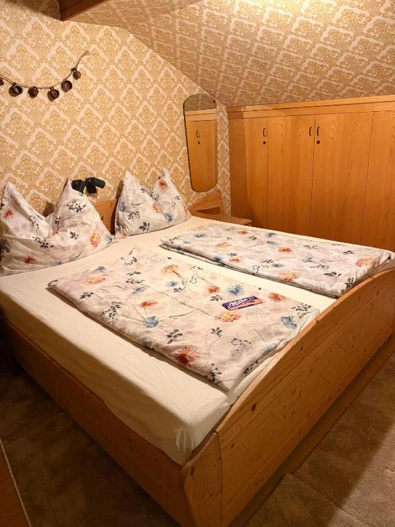 Haus Brenntara 2 - B&B Rangersdorf