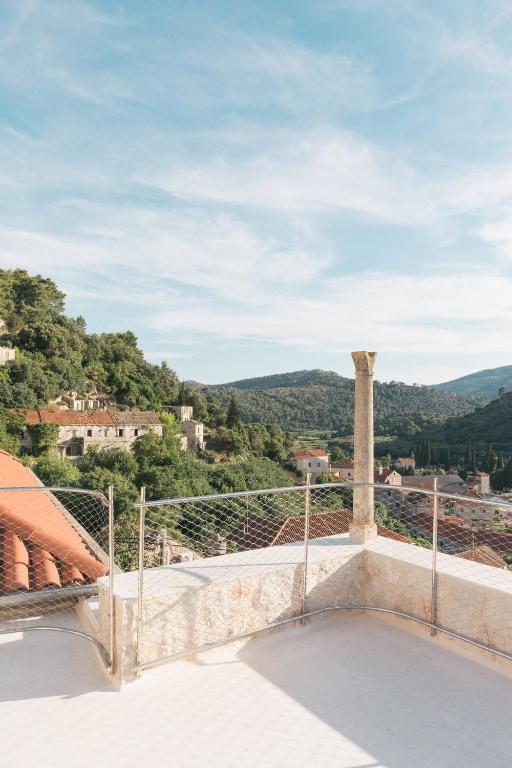 House in Historic Center with Rooftop Terrace - B&B Lastovo